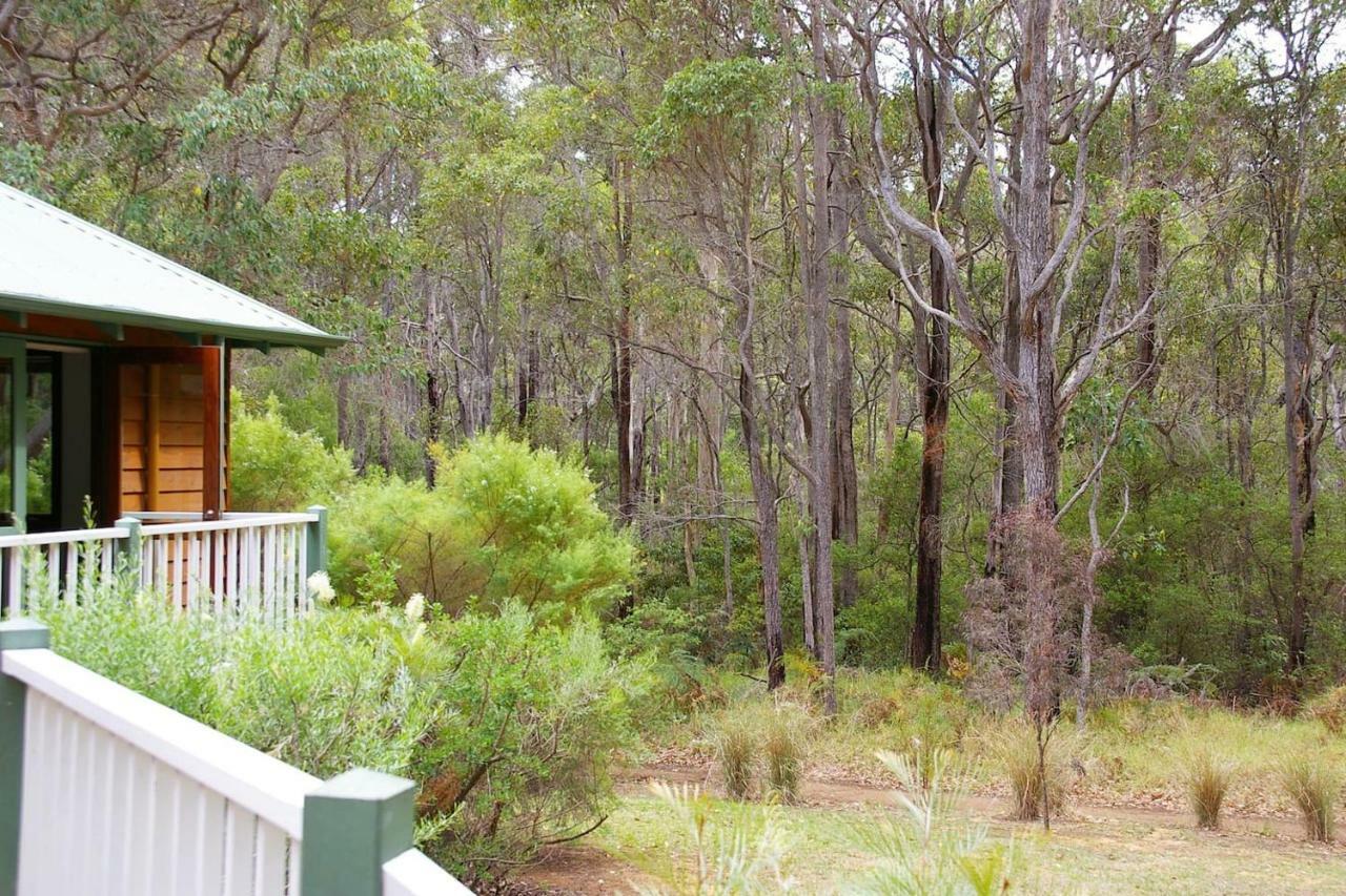 Ashleigh - In Town - Holiday home